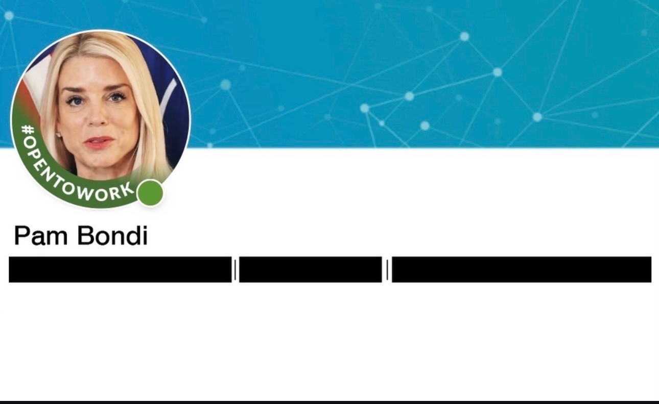 #Trump fires Pam Bondi as attorney general 🤣

#politics #news