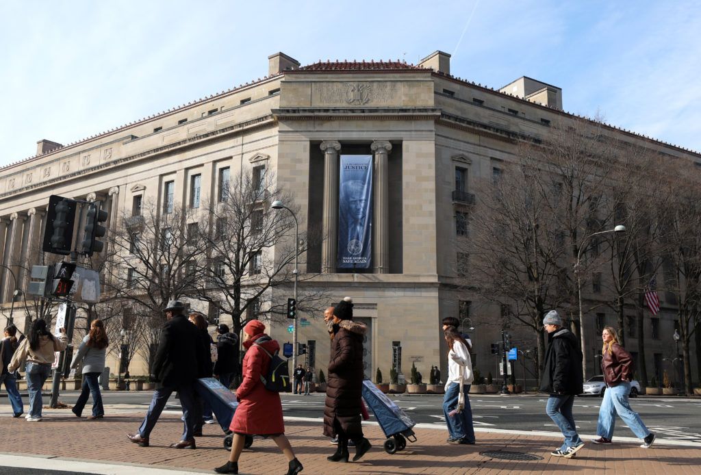 Southern Poverty Law Center says it faces a DOJ criminal probe over paid…