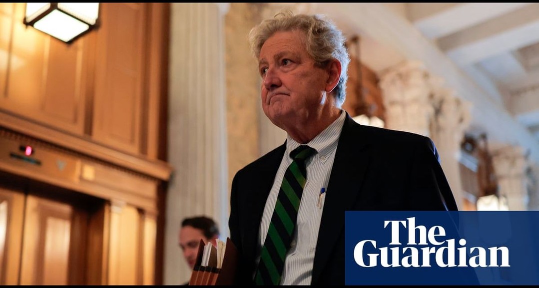 Republican senator criticizes Trump’s ‘holy war’ with Pope Leo…