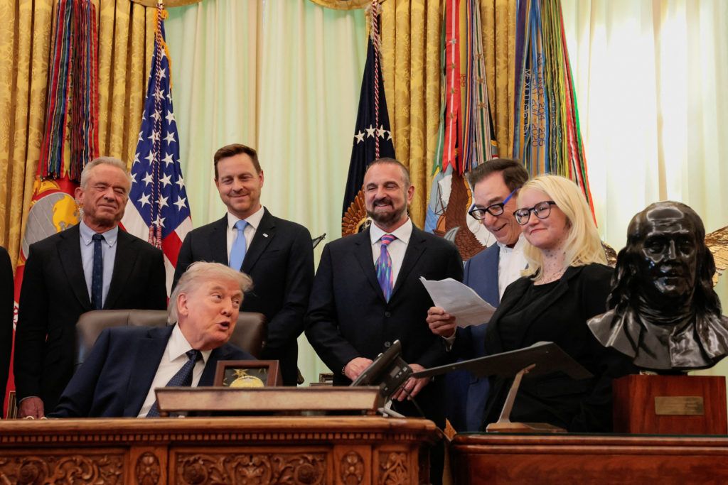 WATCH: Trump unveils deal with Regeneron to lower its drug prices for Medicaid…