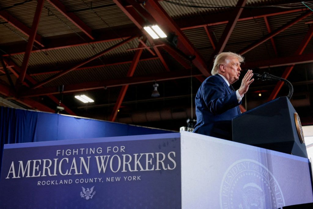 WATCH: Trump speaks at N.Y.’s Rockland Community College, campaigning for Rep.…