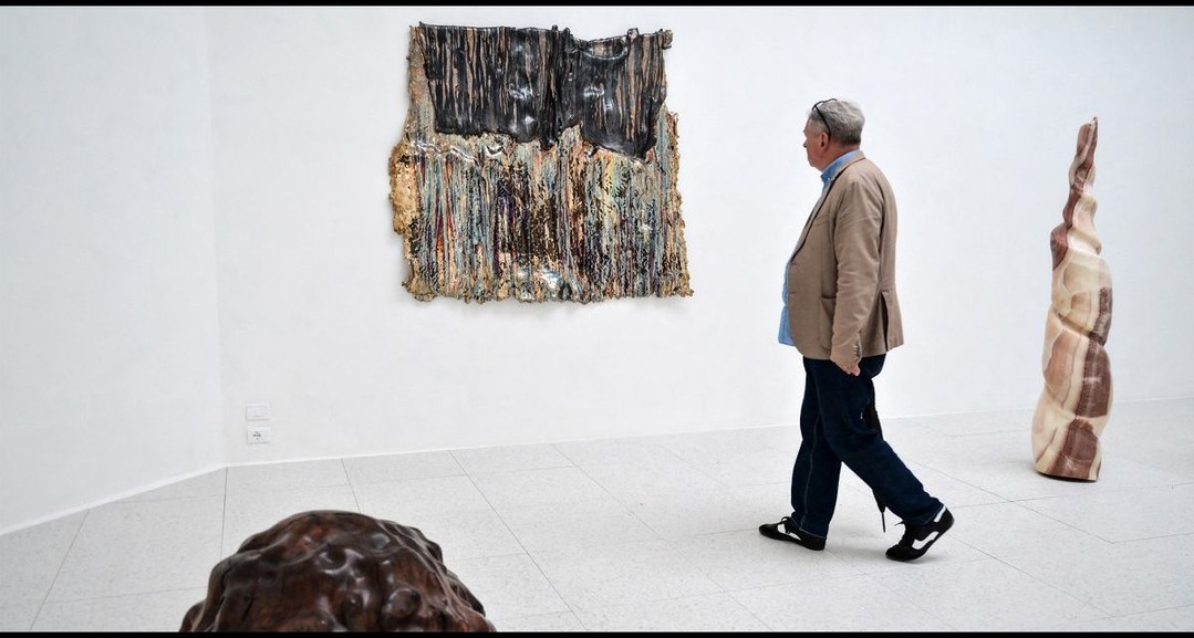 The Venice Biennale’s US Pavilion Was Supposed to Say Something About America.…