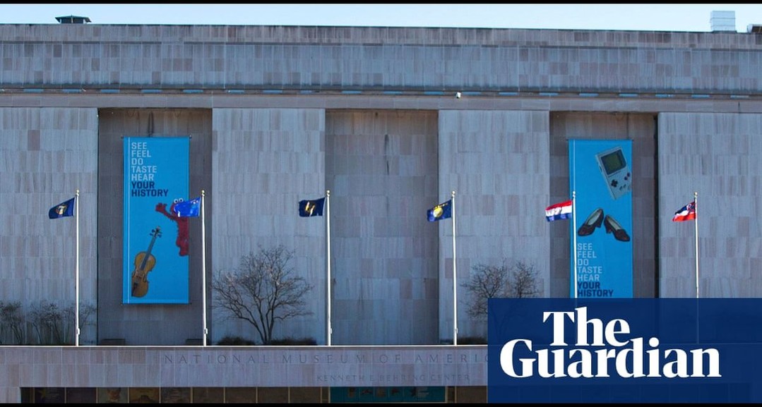 Trump escalates Smithsonian attack with order for signs outside history museum…